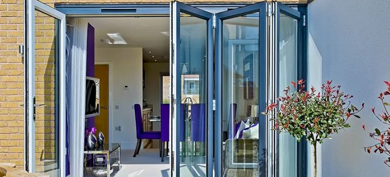Commercial Door Glass Repair in Coral Terrace, FL
