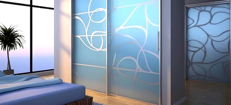 Frosting Glass Cabinet Doors in Coral Terrace, FL